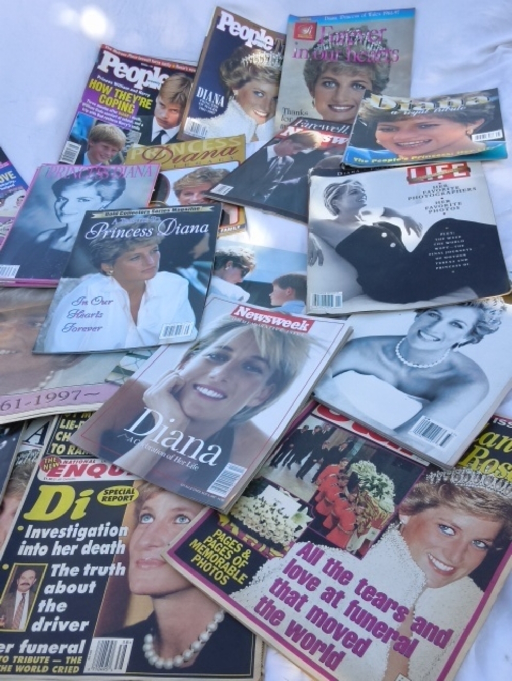 Collector Magazine Bundle Featuring Princess Diana - Multi-Color